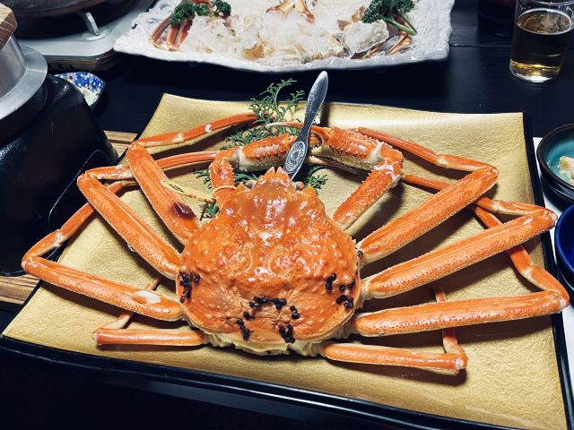 タグ付きの越前がに