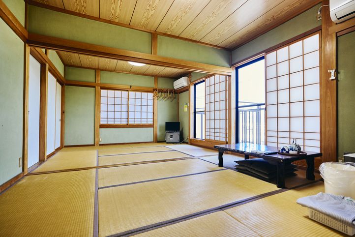 畳敷きの和室